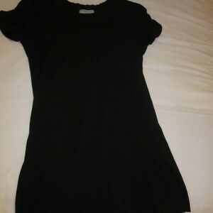 Black T-shirt dress with slit (S)